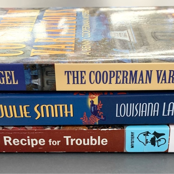 (3 for $20)Three Mystery Novels - Picture 3 of 8